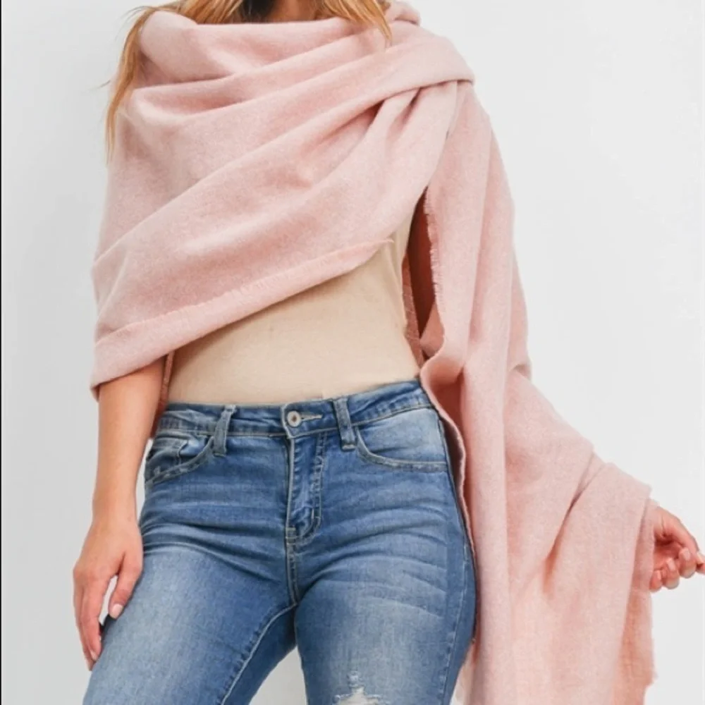 J. ELISE BOUTIQUE NEW TRENDY SOFT BLUSH BRUSHED BLANKET SCARF POLYESTER